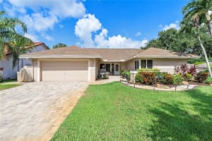 5501 SW 88th Ter, Cooper City, FL 33328 Sold 01/30/25