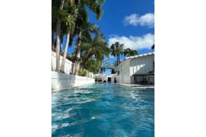 2409 Ne 19th Ave, Wilton Manors