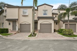 1900 Oceanwalk Ln 106, Lauderdale By The Sea, FL 33062 Sold 12/19/24