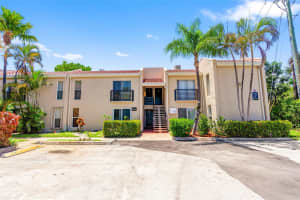 5336 NE 6th Ave F7, Fort Lauderdale, FL 33334 Sold 11/25/24