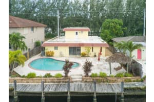 2605 SE 15th St, Pompano Beach, FL 33062 Sold 01/24/25