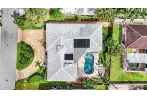 4710 NE 27th Avenue, Fort Lauderdale, FL 33308 - MLS#F10456233