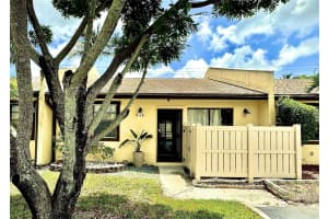 545 Banks Rd 7-522, Margate, FL 33063 Sold 06/17/25