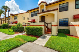 502 N Freedom Ct 50, Deerfield Beach, FL 33442 Sold 10/02/24