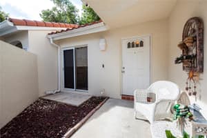1362 Cottonwood Cir 1362, Weston, FL 33326 Sold 11/07/24