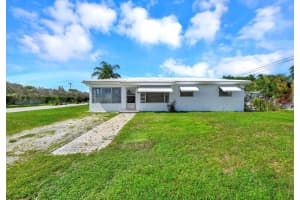 2421 SW 49 CT, Dania Beach, FL 33312 Sold 03/28/25