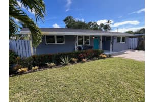 250 NE 42nd St, Oakland Park, FL 33334 Sold 06/20/25