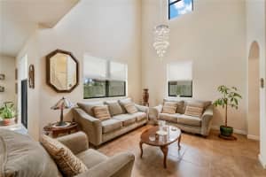 423 SE 33rd Ter, Homestead, FL 33033 Sold 11/21/24