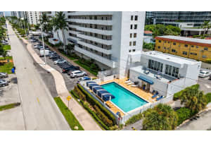 2200 NE 33rd Ave 8D, Fort Lauderdale, FL 33305 Sold 10/15/24