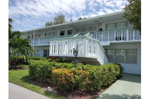 110 Lyndhurst E 110, Deerfield Beach, FL 33442 Sold 11/12/25