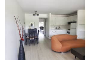 110 Lyndhurst E 110, Deerfield Beach, FL 33442 Sold 11/12/25