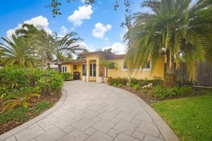 2331 NE 50th Ct, Lighthouse Point, FL 33064 Sold 03/31/25