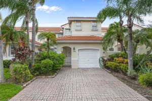 1580 Yellowheart Way 1580, Hollywood, FL 33019 Sold 09/30/24