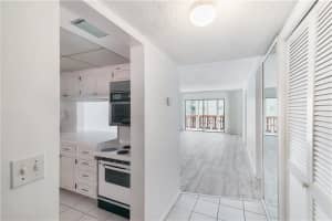 215 SE 3rd Ave 305D, Hallandale Beach, FL 33009 Sold 10/16/24