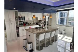 MLS# F10457093, Fort Lauderdale, Florida 33304