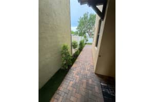 4914 NW 57th Ct, Tamarac, FL 33319 Sold 12/20/24