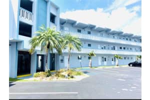 2309 Park Ln 105, Hollywood, FL 33021 Sold 11/15/24