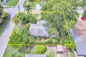 2901 Funston Street, Hollywood, FL 33020 Sold 04/01/25