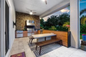 14640 S Jockey Cir, Davie, FL 33330 Sold 11/20/24