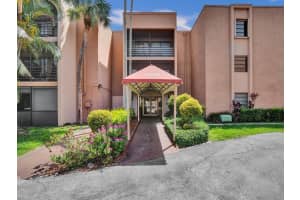 4000 Hills Drive, Hollywood, FL 33021 - MLS#F10457273