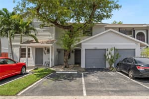 242 NW 106th Ave 242, Pembroke Pines, FL 33026 Sold 09/24/24