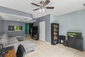 3369 Confetti Ln, Margate, FL 33063 Sold 10/23/24