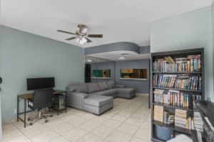 3369 Confetti Ln, Margate, FL 33063 Sold 10/23/24