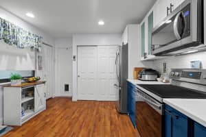 93 NW 98th Ter 93, Plantation, FL 33324 Sold 10/30/24