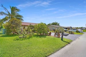 9706 NW 70th Ct, Tamarac, FL 33321 Sold 09/26/24