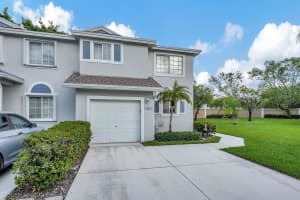 4401 SW 11th Pl, Deerfield Beach, FL 33442 Sold 11/27/24