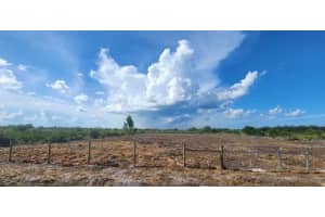 18725 NW 250th St, Okeechobee, FL 34972 Sold 04/30/25