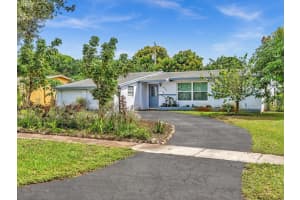 4772 NW 4th St, Plantation, FL 33317 Sold 09/27/24