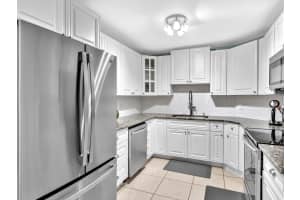 4772 NW 4th St, Plantation, FL 33317 Sold 09/27/24