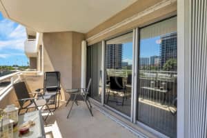 1985 S Ocean Dr 2L, Hallandale Beach, FL 33009 Sold 11/04/24