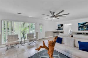 581 NE 26th Ave, Pompano Beach, FL 33062 Sold 01/03/25
