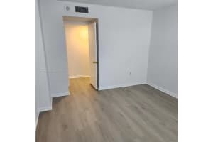 2801 NE 183rd St 1107W, Aventura, FL 33160 Sold 04/09/25