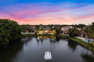 10301 Sweet Bay St, Plantation, FL 33324 Sold 11/01/24