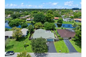 8538 NW 27th Dr, Coral Springs, FL 33065 Sold 10/25/24