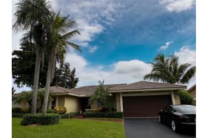 9120 NW 13th St, Plantation, FL 33322 Sold 10/31/24