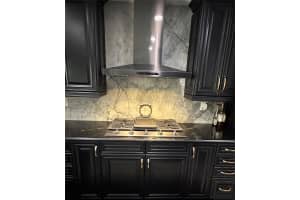 9120 NW 13th St, Plantation, FL 33322 Sold 10/31/24
