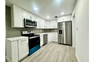 300 NE 19th Ct 118N, Wilton Manors, FL 33305 Sold 04/07/25