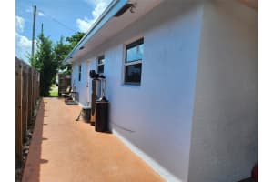 712 NW 5th Ct, Hallandale Beach, FL 33009 Sold 12/19/24