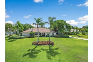 3043 NE Ivy Ln, Jensen Beach, FL 34957 Sold 10/24/24