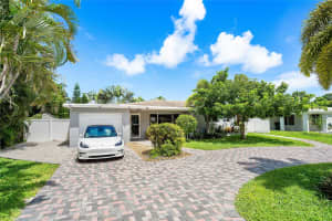 321 NE 29th St, Boca Raton, FL 33431 Sold 11/06/24