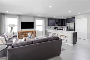 672 NW 11TH AVENUE, Florida City, FL 33034 Sold 03/31/25