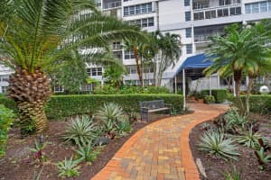 1170 N Federal Highway 302, Fort Lauderdale, FL 33304 Sold 09/23/24