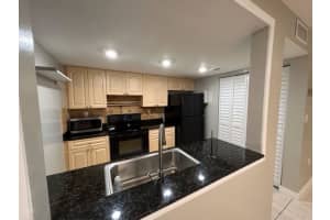 8570 NW 3rd Ln 206, Miami, FL 33126 Sold 10/11/24