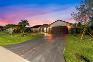 11900 NW 27TH ST, Plantation, FL 33323 Sold 10/21/24
