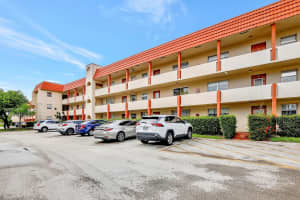 7991 N Sunrise Lakes Dr 110, Sunrise, FL 33322 Sold 10/22/24