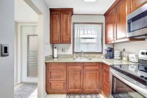 7991 N Sunrise Lakes Dr 110, Sunrise, FL 33322 Sold 10/22/24